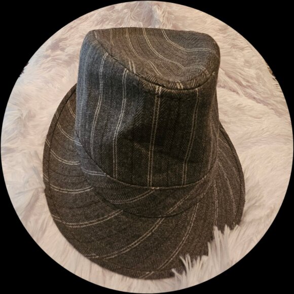 2 fedora hats - Picture 5 of 7